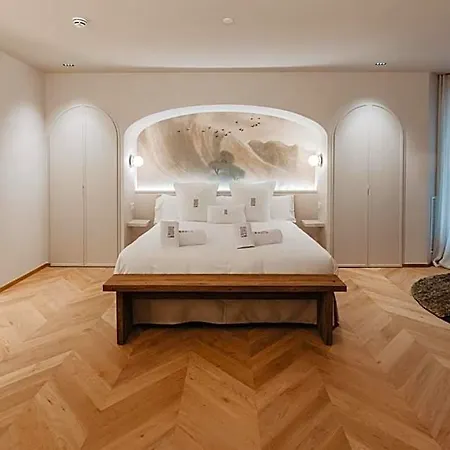 Hotel Petit Luxe 2*
