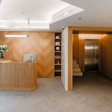 Hotel Petit Luxe