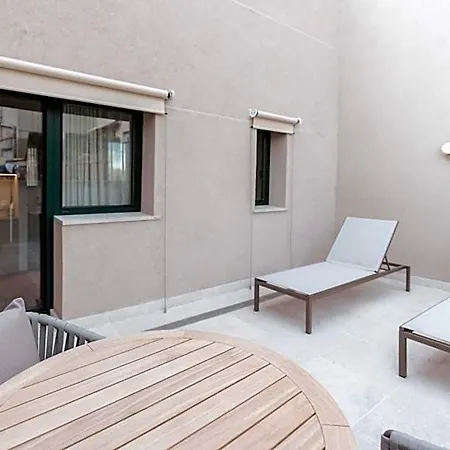 Hotel Petit Luxe