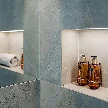Petit Luxe 2*