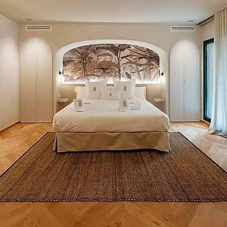 Hotel Petit Luxe