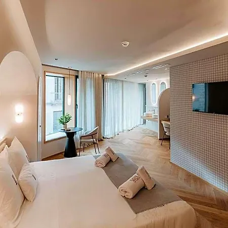 Petit Luxe 2*